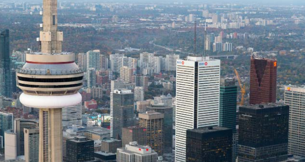 Downtown Toronto buildings, including the CN Tower